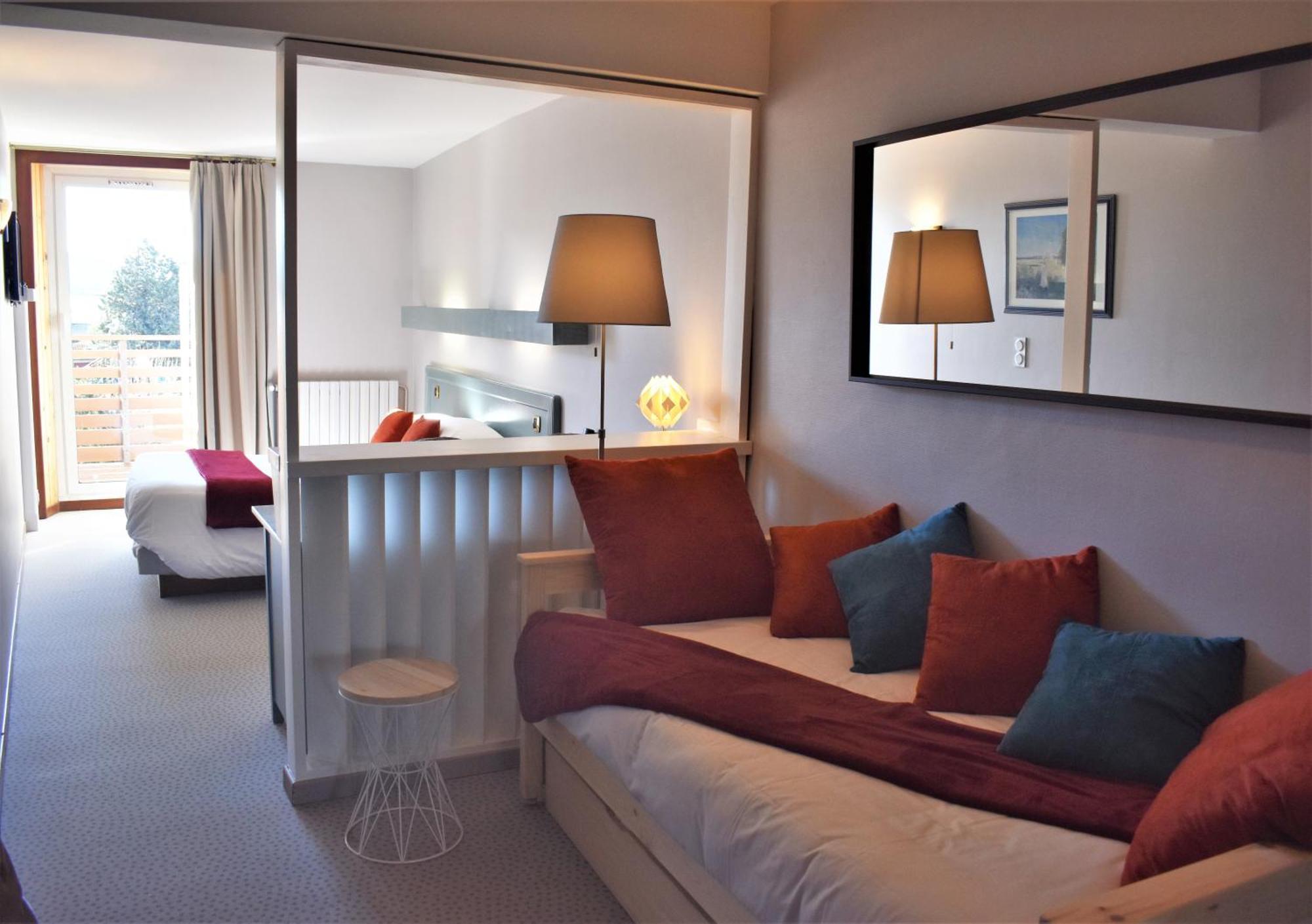 La Llagonne Hotel Corrieu מראה חיצוני תמונה