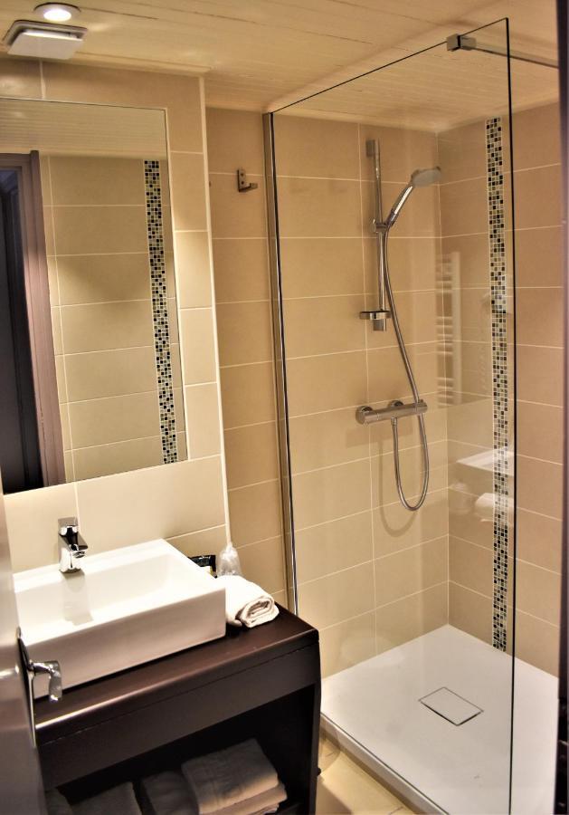 La Llagonne Hotel Corrieu מראה חיצוני תמונה