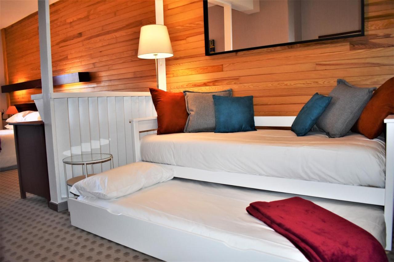 La Llagonne Hotel Corrieu מראה חיצוני תמונה