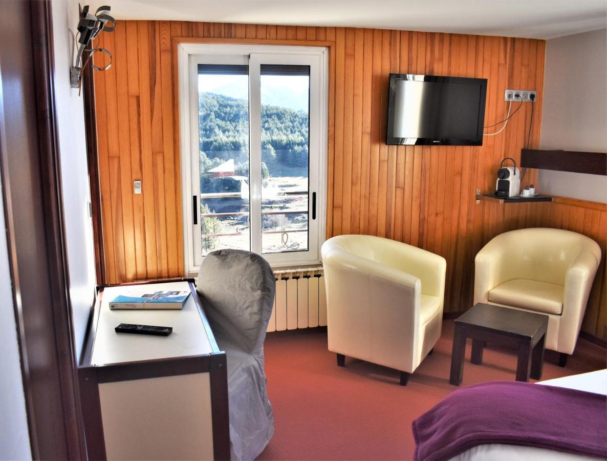 La Llagonne Hotel Corrieu מראה חיצוני תמונה